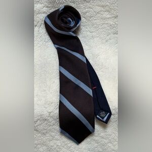 Tommy Hilfiger Men’s Necktie 100% Silk Brown & Blue Diagonal Stripes 60”x3.25”